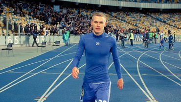 Унікальний солдат Динамо: чому Луческу робить ставку на Буяльського, а Шевченко вперто не бачить його у збірній Унікальний солдат Динамо: чому Луческу робить ставку на Буяльського, а Шевченко вперто не бачить його у збірній
