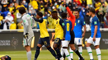 Кунгфу голкіперів, дві червоні Аліссону без вилучень і шоу VAR – Бразилія скандально втримала нічию з Еквадором Кунгфу голкіперів, дві червоні Аліссону без вилучень і шоу VAR – Бразилія скандально втримала нічию з Еквадором