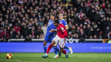 Лестер принизливо вилетів із Кубку Англії, зазнавши розгрому від представника Чемпіоншипу