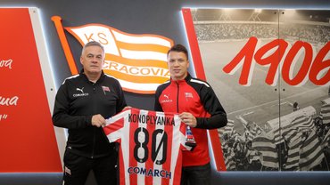 Головні новини футболу 11 лютого: Коноплянка переїхав у Польщу, гол і вилучення Ярмоленка, деталі ДТП з Ярославським