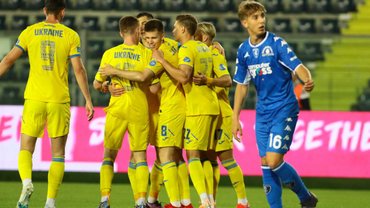 Украина эффектно разбила Эмполи – второй подряд гол дебютанта, Бразилия Караваева, результативный камбэк и новая потеря Украина эффектно разбила Эмполи – второй подряд гол дебютанта, Бразилия Караваева, результативный камбэк и новая потеря