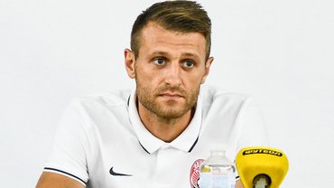 Одразу два екс-гравці збірної України покидають Зорю Одразу два екс-гравці збірної України покидають Зорю