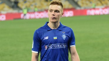 Динамо отримало пропозицію від Севільї щодо Циганкова – джерело розкрило скромну суму Динамо отримало пропозицію від Севільї щодо Циганкова – джерело розкрило скромну суму