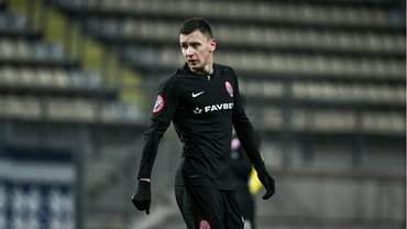 Луческу наступає на граблі Реброва, або Що не так із трансфером Кабаєва в Динамо? Луческу наступає на граблі Реброва, або Що не так із трансфером Кабаєва в Динамо?