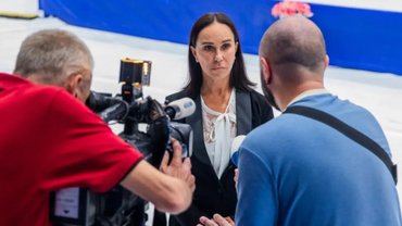 Захарова виступила з погрозою на адресу лідера і тренера збірної України: "Якщо ще раз хтось із них..." Захарова виступила з погрозою на адресу лідера і тренера збірної України: "Якщо ще раз хтось із них..."