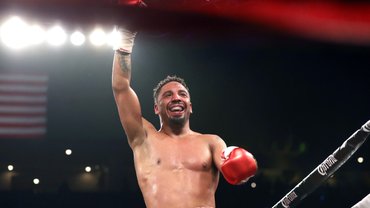 Непобедимый чемпион мира готов возобновить карьеру ради поединка с Джошуа: "Я бы провел этот бой на Уэмбли"