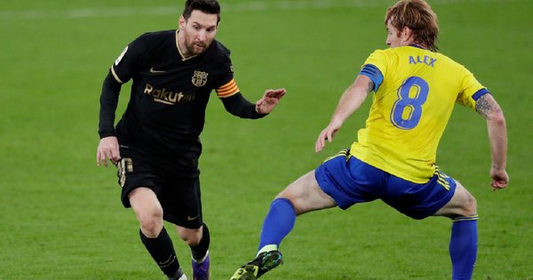 Кадис - Барселона - 2:1 - видео голов и обзор матча ...