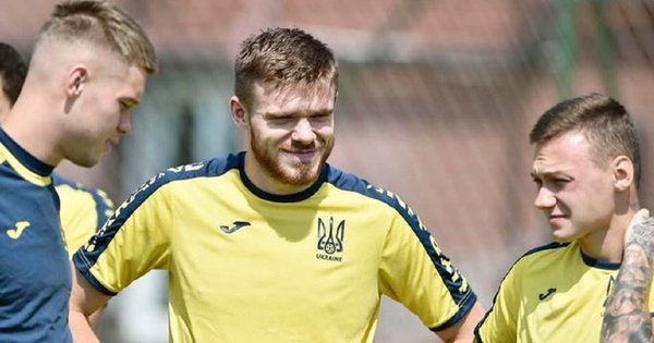 Молодцов футбол. Молодцов футбол