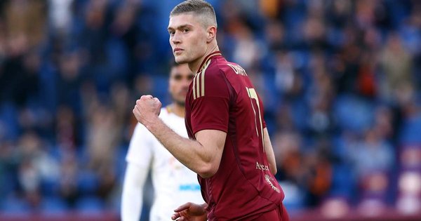 Довбик зробив сміливий крок, взявши на себе амбіційну мету: під проводом Беленюка він прагне досягти нових висот, оскільки нападник Роми мріє про здобуття титулу чемпіона Серії А в Італії.