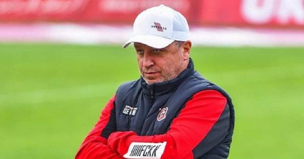 Вернидуб висловив захоплення новими футболістами Кривбаса після вдалої гри проти Зорі, зазначивши: 