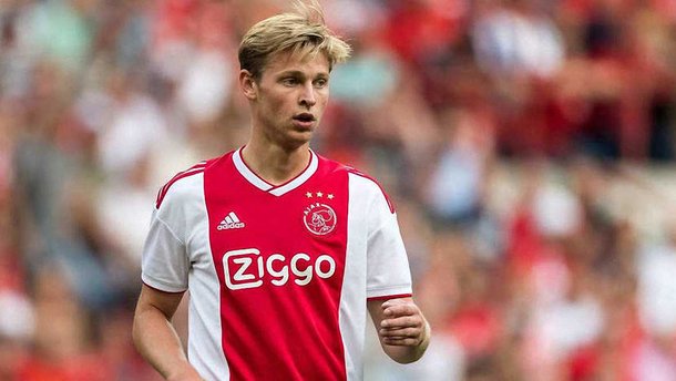 Аякс оцінив 21-річного де Йонга у неймовірні 75 млн євро
