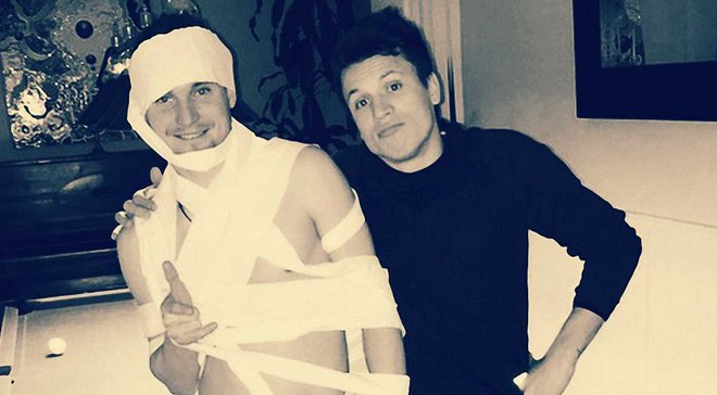 "Програв Коноплянці у більярд – обмотався туалетним папером". Чому Денис Олійник вкрай рідко грає у "Дармштадті" і за що вдячний Маркевичу "Програв Коноплянці у більярд – обмотався туалетним папером". Чому Денис Олійник вкрай рідко грає у "Дармштадті" і за що вдячний Маркевичу