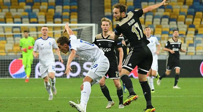 Аякс – Динамо: коли Бойко – герой матчу, або феєричне фіаско у Лізі чемпіонів Аякс – Динамо: коли Бойко – герой матчу, або феєричне фіаско у Лізі чемпіонів