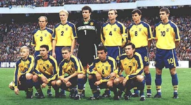 Сборная по футболу украина испания 2004