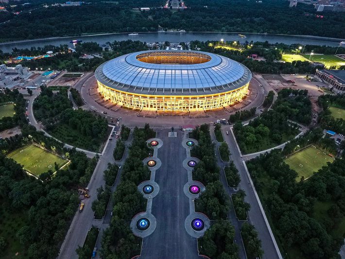 Лужники