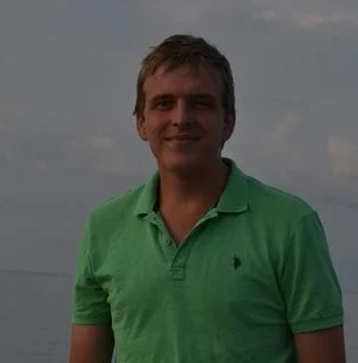 author Артур Киселевський